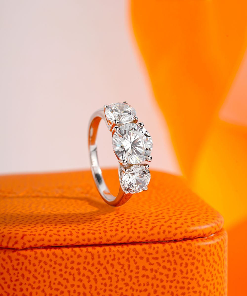 Anillo Étoile Imperial de 5 quilates™