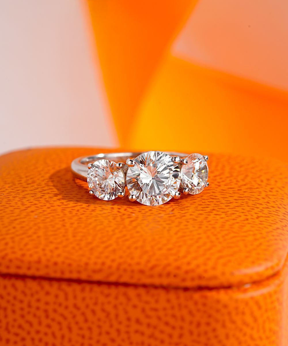 Anillo Étoile Imperial de 5 quilates™